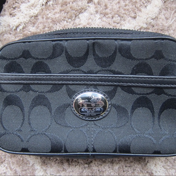 Coach Purse - Picture 5 of 7